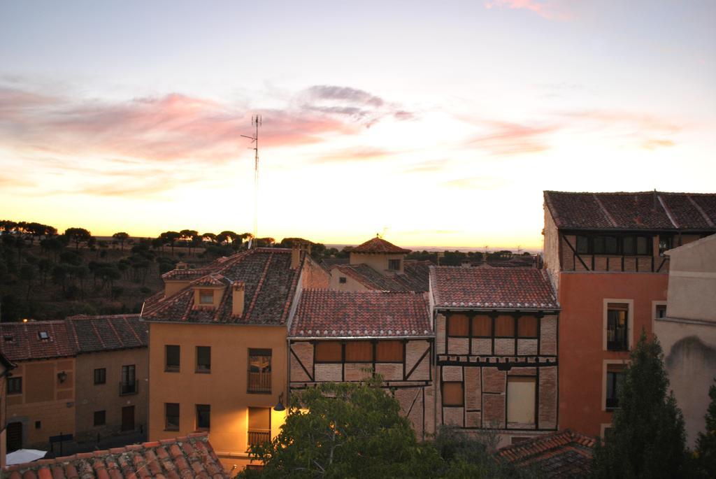 Hospedaje La Juderia Segovia Exteriör bild